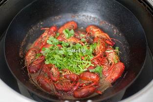 爆料麻辣小龙虾视频播放,网友直呼过瘾! 第1张 爆料麻辣小龙虾视频播放,网友直呼过瘾! 第1张